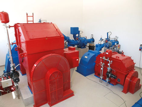 Wirkungsgradmessung Wasserkraftwerk: Maschinenhalle mit 2 Pelton-Turbinen
