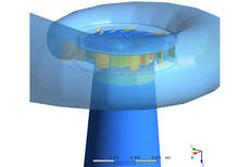 Francis-Turbine: Zusammengebaute Maschine, Blick durch Stütz und Leitschaufeln auf das Laufrad